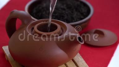 中国茶道用<strong>普洱</strong>茶，酿造黑舒<strong>普洱</strong>用艾辛泥，沸水倒壶
